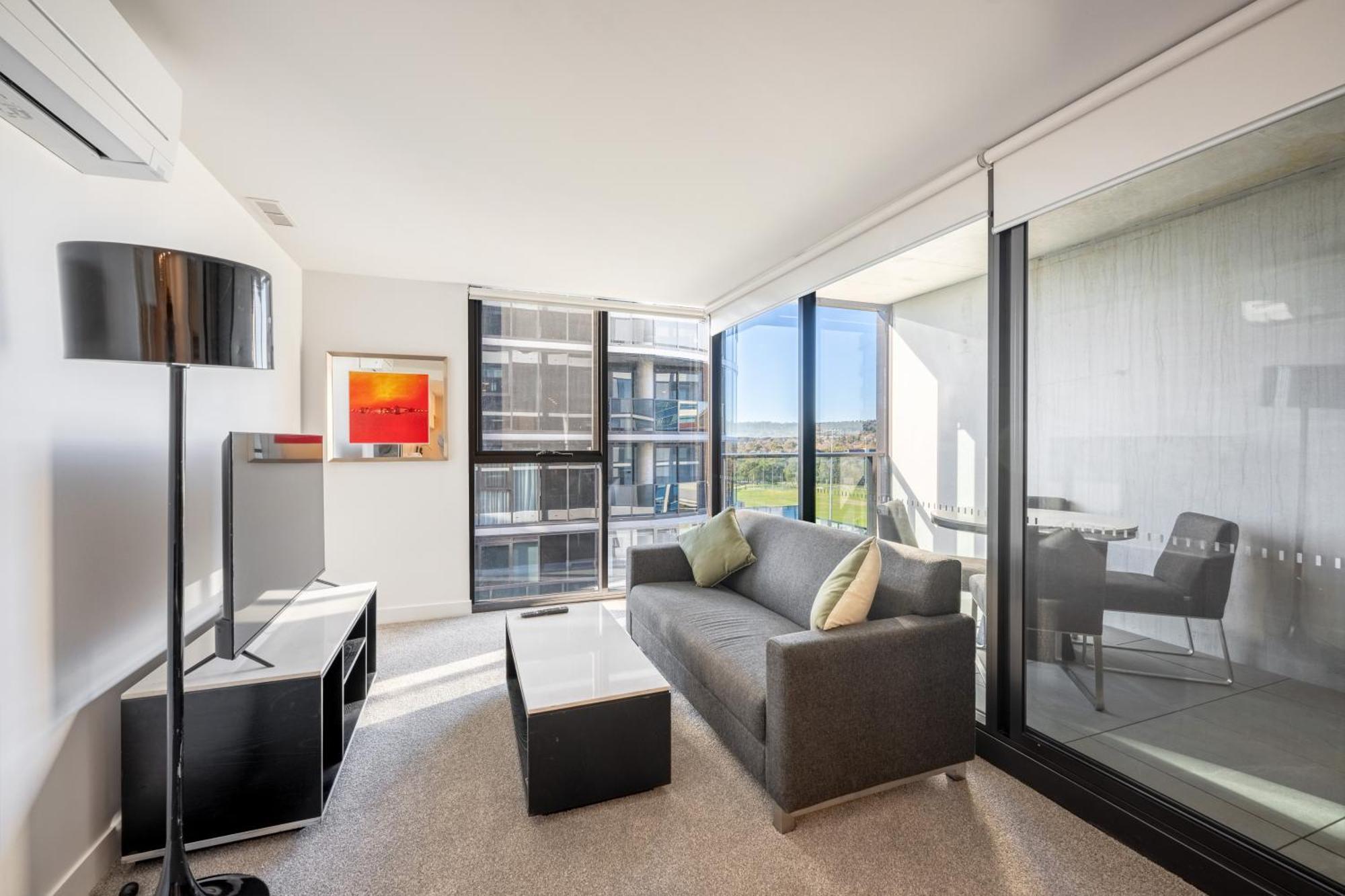 Serain Residences Woden Phillip Exterior photo